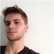 Insegnante di pianoforte disponibile per lezioni private